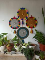 Circle Wall Hanging- Feather